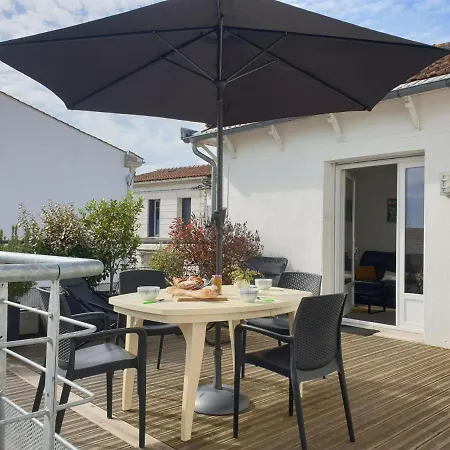 La Belle Cordiere * 圣特罗让莱班